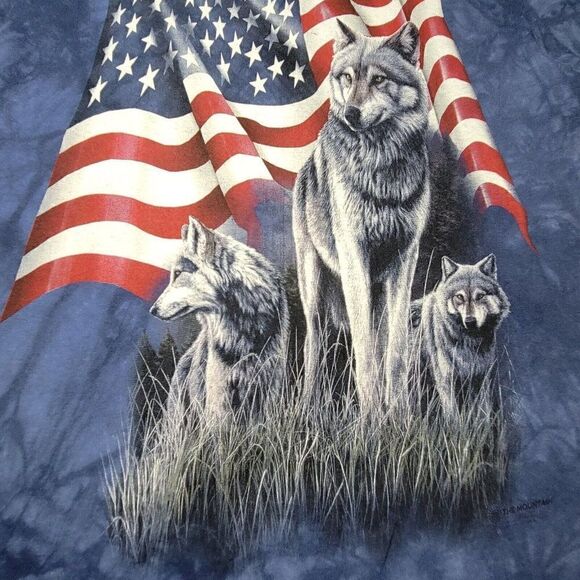 The Mountain Graphic T-Shirt Adult Medium Wolves American Flag Blue Tie Dye - Picture 5 of 9